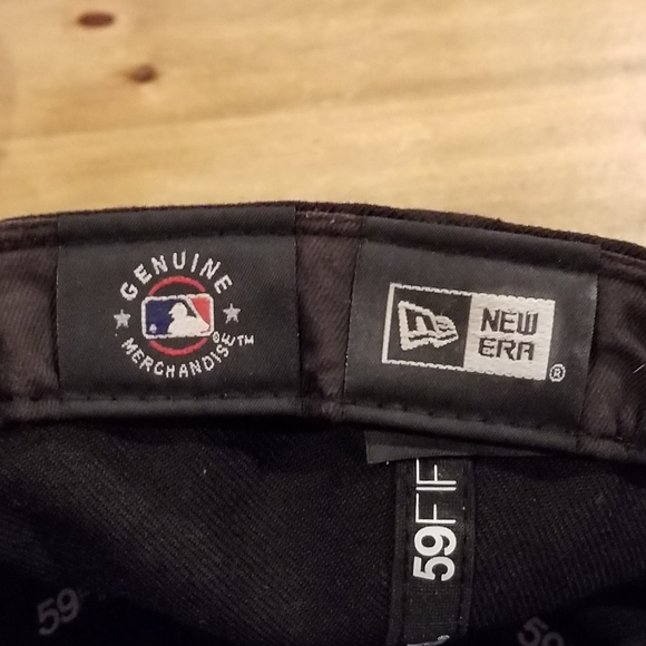 New York Yankees Hat New Era Size 7 3/4 59Fifty World Series 2000 Metal Logo - Picture 9 of 11